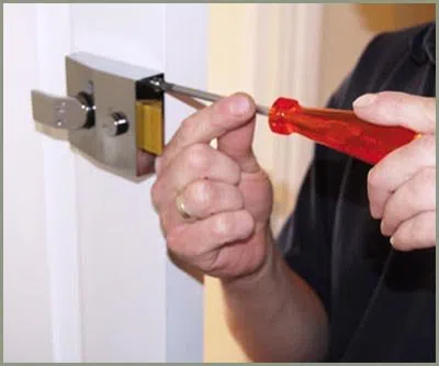 Locksmith Solution Services San Antonio, TX 210-780-7317 - 68-44-11