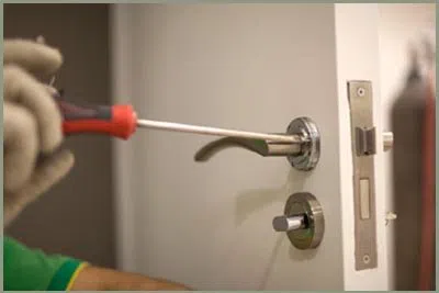 Locksmith Solution Services San Antonio, TX 210-780-7317 - 68-44-8